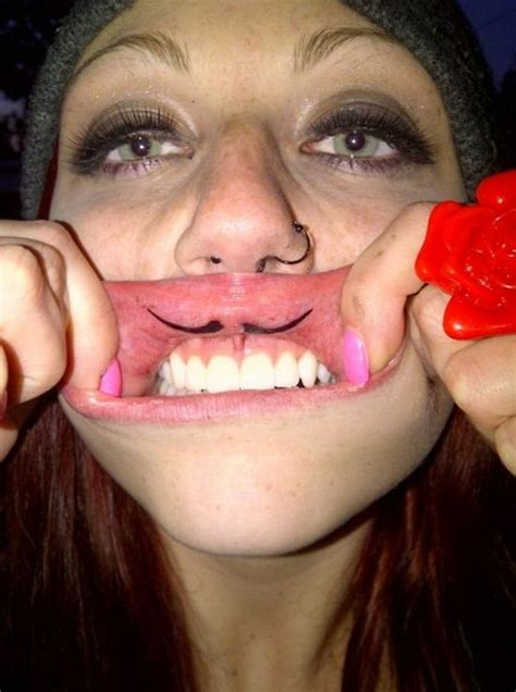 Lip Tats